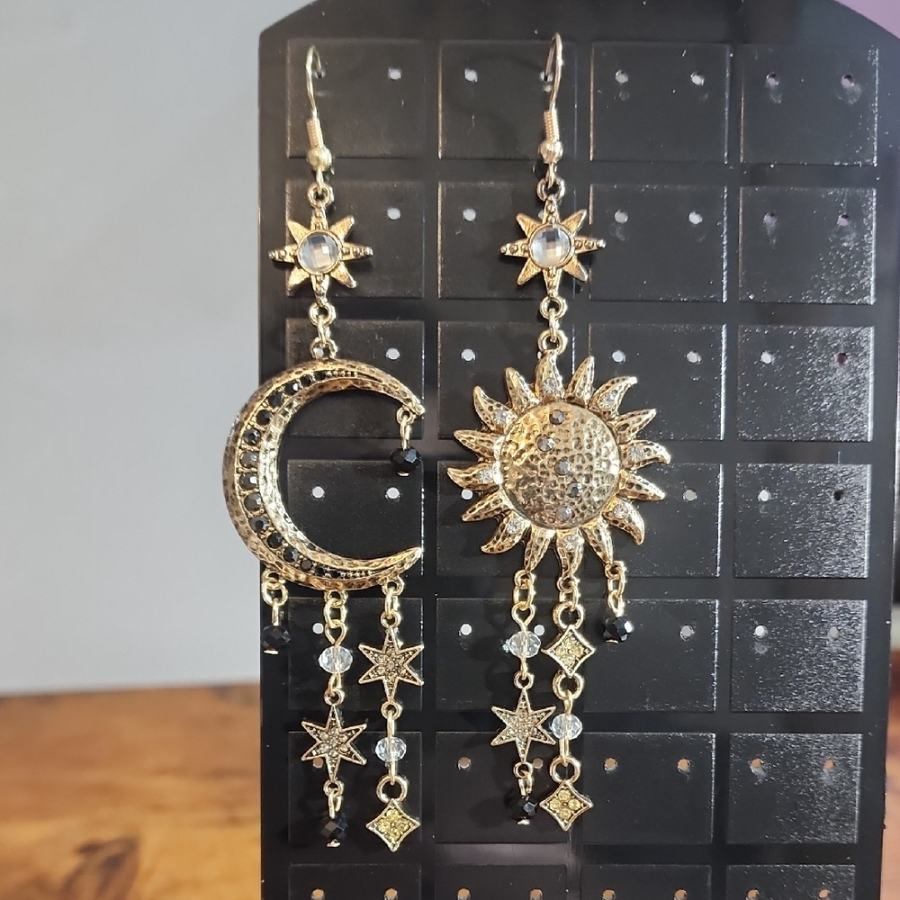 1 Pair Fashionable Gold&white Tassel Stars&Moon Rhinestone Earrings For Women FP